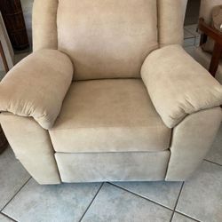 Recliner Couch 