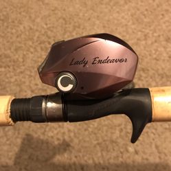 Pflueger Lady Endeavor Bait casting rod and reel combo