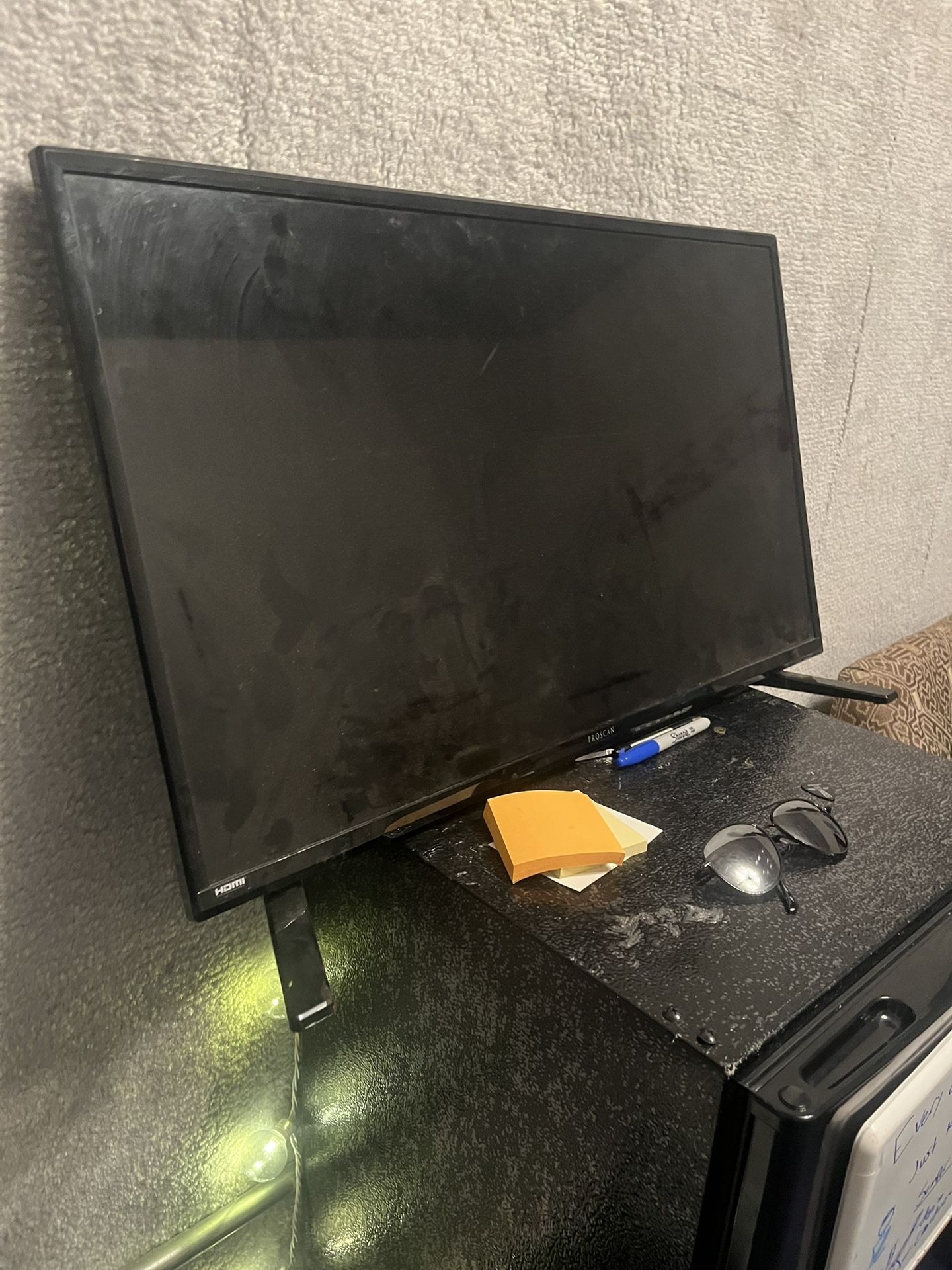 32 IN Flatscreen TV