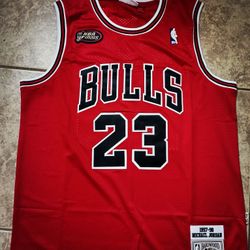Michael Jordan Jersey 