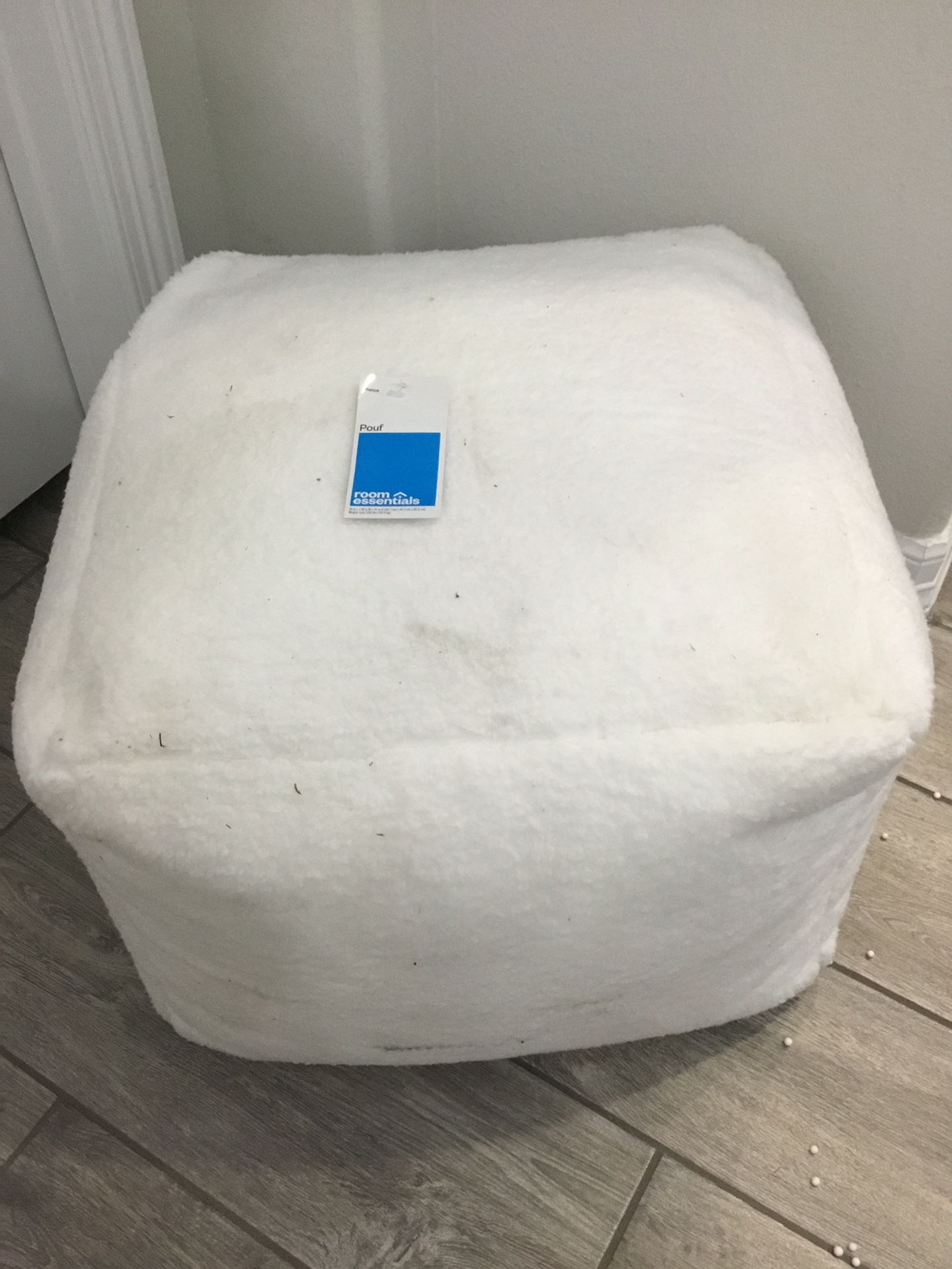 Sherpa pouf