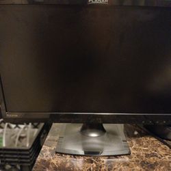 Planar Computer Monitors