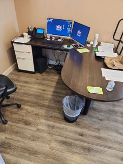 Large Office Desk with 3 drawers