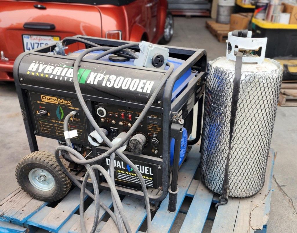 Duromax XP13000EH Dual Fuel Port Generator