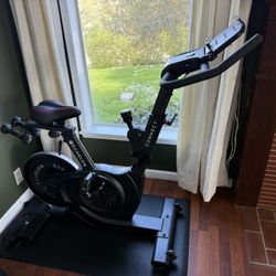 Echelon Smart Fitness Bike EX5