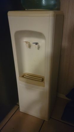 Water Dispenser 