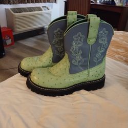 Avocado Color Western Boots Size 6