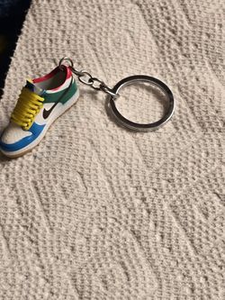 Nike Dunk Skateboard Shoe Keychain 
