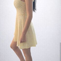 Dress Size S Selling For 5