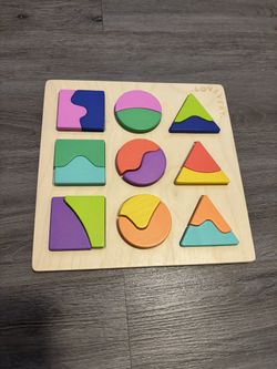 Lovevery puzzle