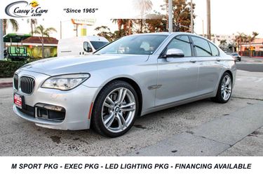 2013 BMW 740i