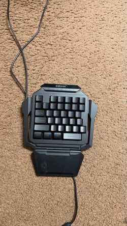 One-Handed Gaming Keyboard with LED Lighting Programmable Keys for PC Laptop