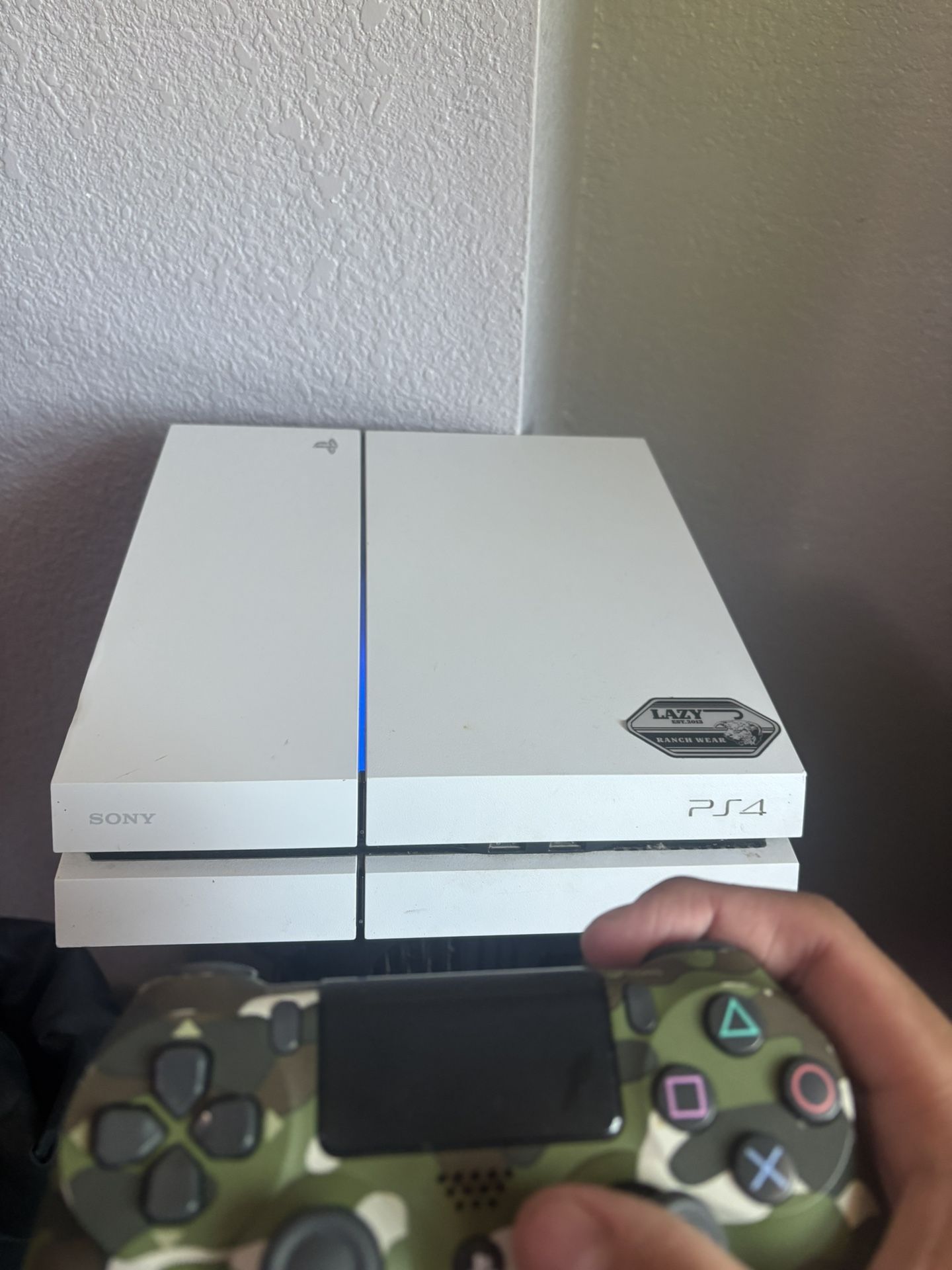 PS4