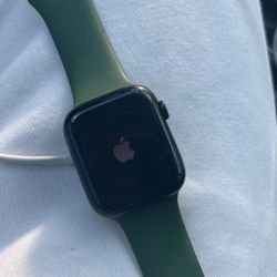 Series 7 Apple Watch 45mm