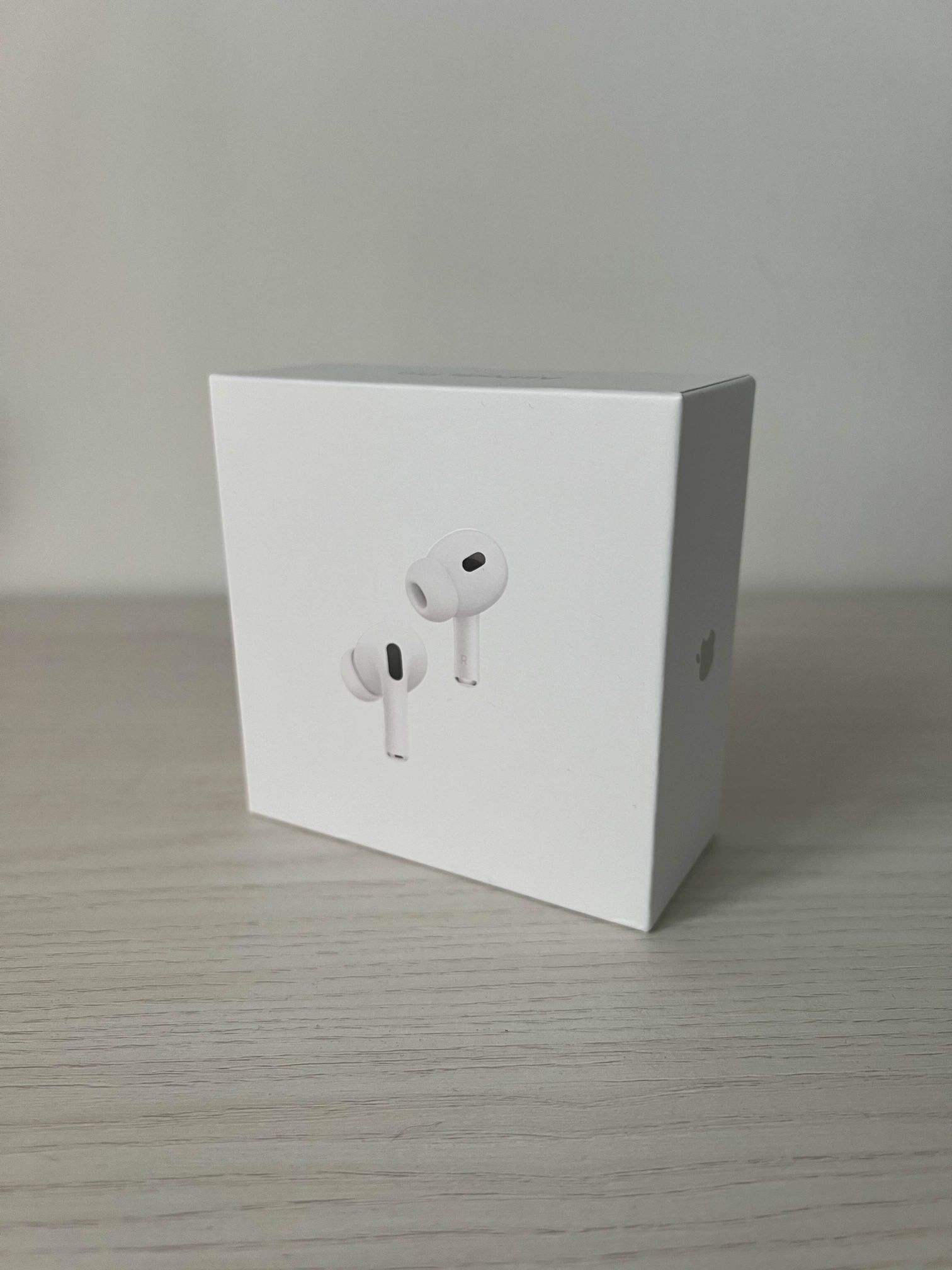 Apple AirPods Pro 2nd Generation Active Noise Cancellation