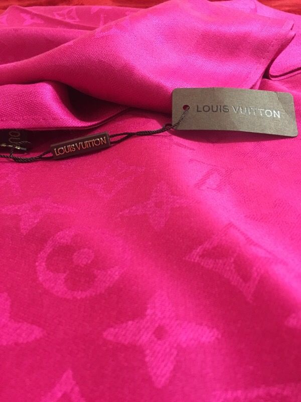 Super Beautiful Scarf ,Shawl Pashmina ,lady wrap ,high quality ! 70"x27" Hermosa bufanda , grande tipo pashmina Nueva a estrenar !