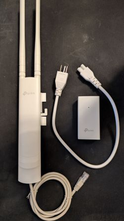 TP-Link Wireless Access Point with PoE Adapter