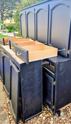Cabinets two uppers one bottom