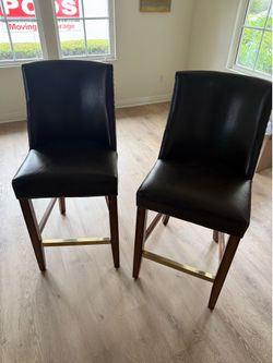 Comfortable Bar Stool Set