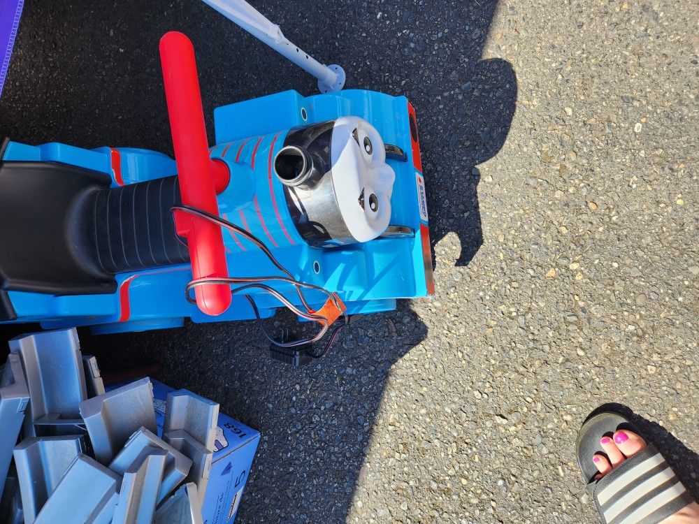 Thomas Ride On Train