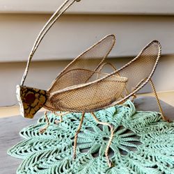 Metal String/Wire Decor Bug (trinket, plant, jewelry)