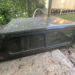 Truck/Back Of The Truck Hood  (Chevrolet Colorado Short Bed , Colorado)