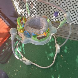 Bouncer With Toys