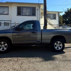 I sell ram 1(contact info removed) with 171,000 miles clean title Price 4,500