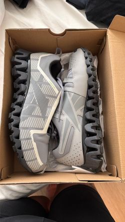 Reebok size 10