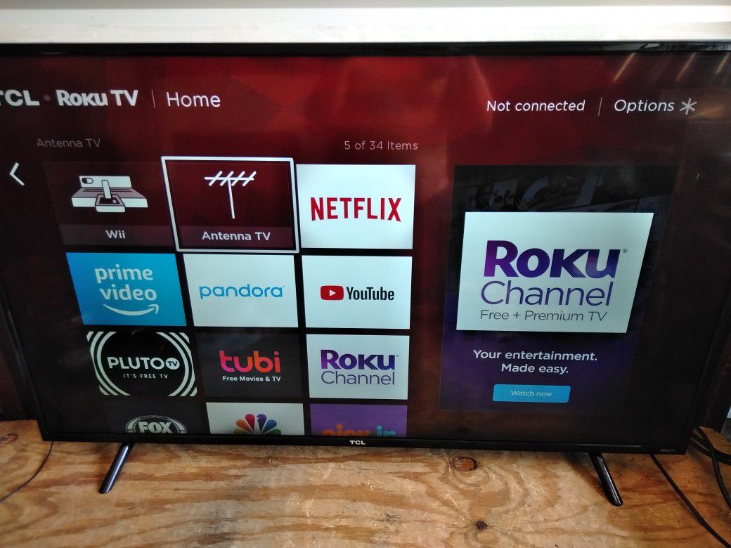 Roku Smart TV with remote