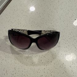 Purple and black sunglasses 