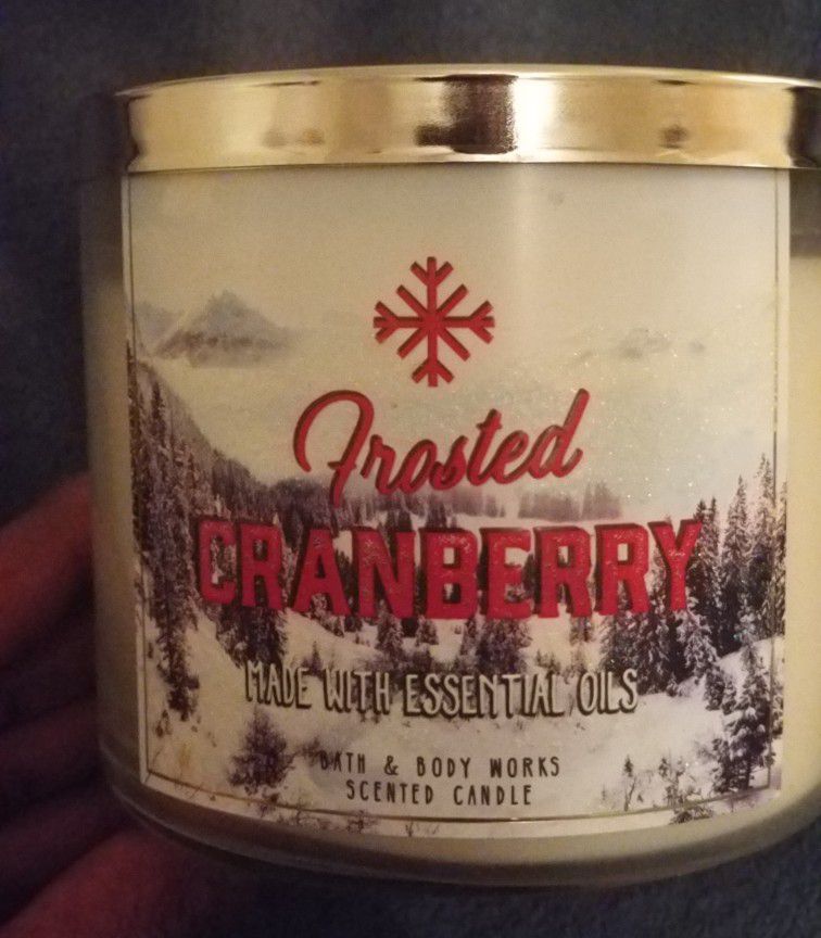 Frosted Cranberry Candle (3-Wick)