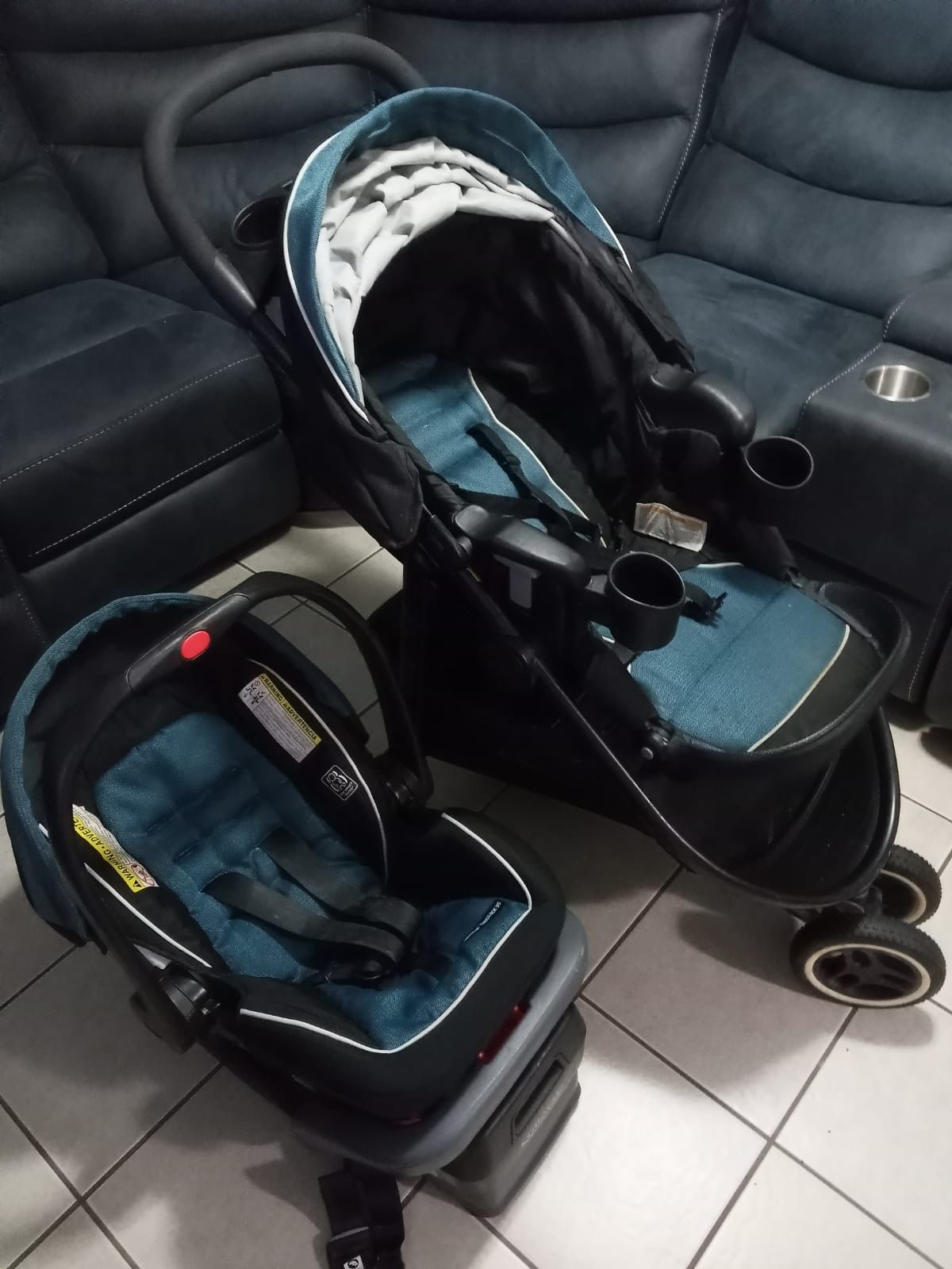 Graco Stroller ready for a new home