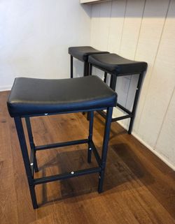 Bar Height Counter Stools (3)