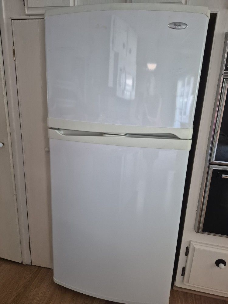 Whirlpool Fridge