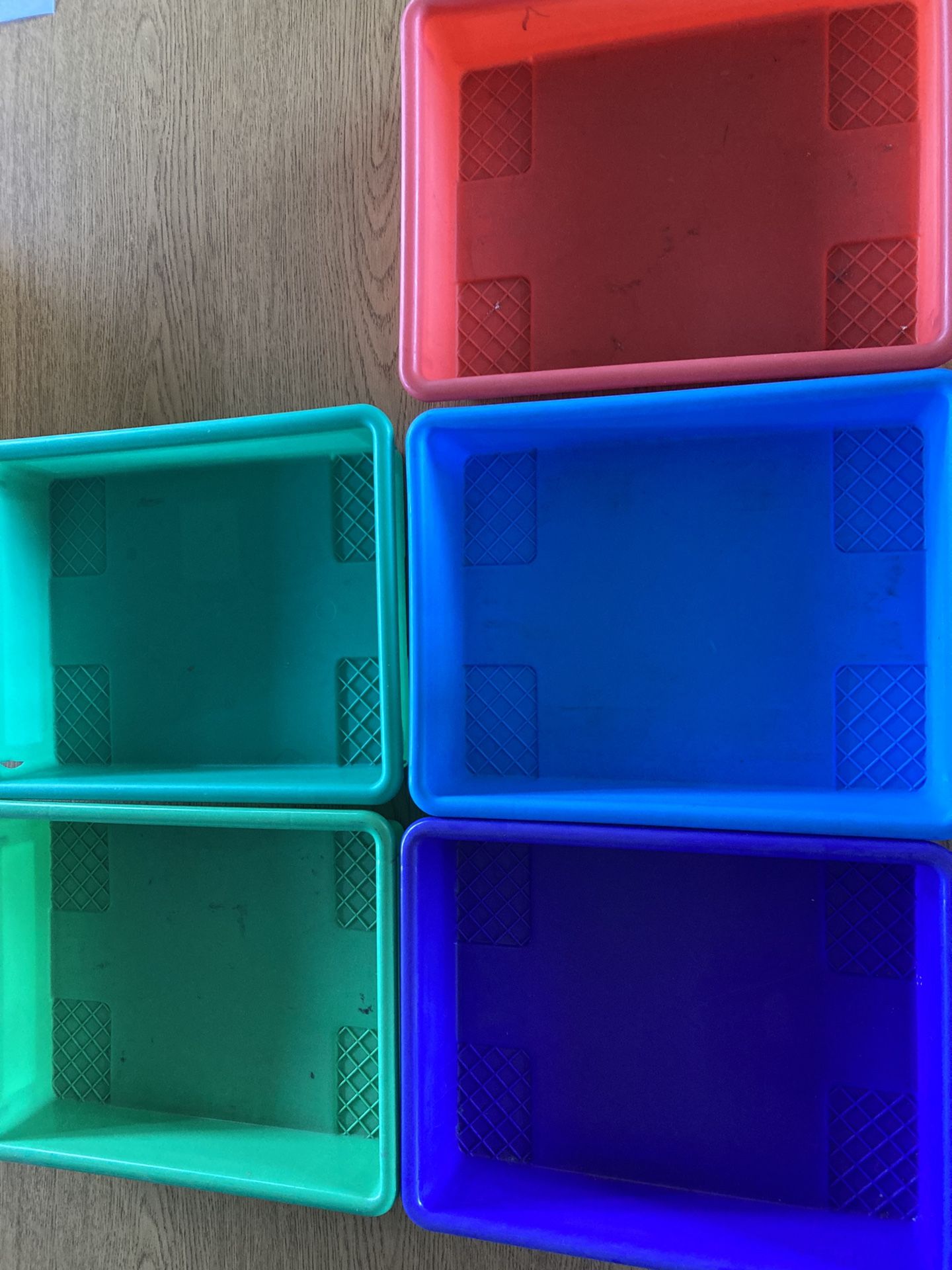 Plastic Storage Containers 