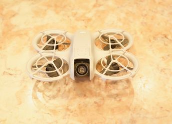 DJI Neo