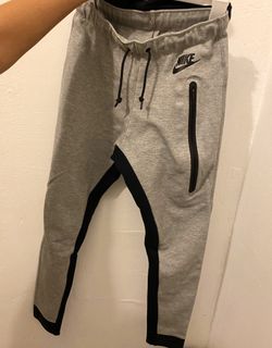Nike Tech Fleece Jogger (women’s XS)