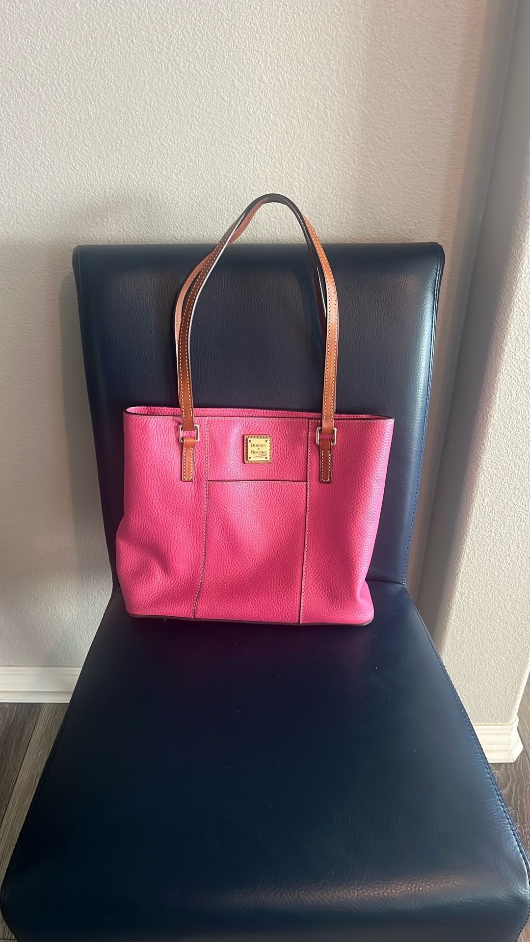 Dooney & Bourke Shoulder Bag