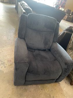 Reclainer chairs