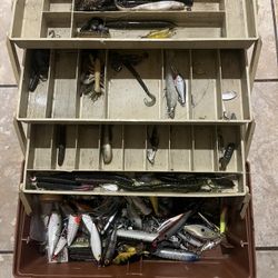 Plano Tackle Box With 50+ Lures