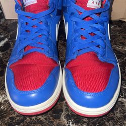 Air Jordan 1 Mid Detroit pistons
