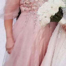 Vestido De Fiesta Semi Nuevo Se Usó Una Sola Valió Casi 200 Lo Vendo En 70
