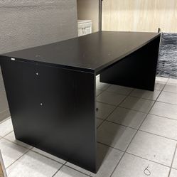 Black Wood Grain Desk