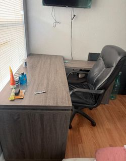 Office Table With Chair