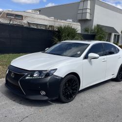 2014 Lexus ES 300h