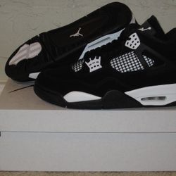 Jordan 4 Retro White Thunder Size 9.5