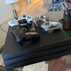 PlayStation 4 Pro With 3 Controllers 