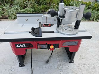 Skil router with table