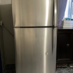 Whirlpool refrigerator PRICE FIRM